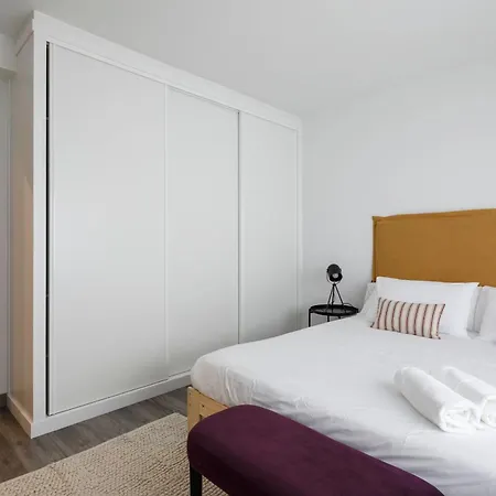Precioso Duplex A Puertas Del Centro Historico By Prishomes بونتيفيذرا