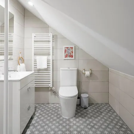 Precioso Duplex A Puertas Del Centro Historico By Prishomes شقة بونتيفيذرا