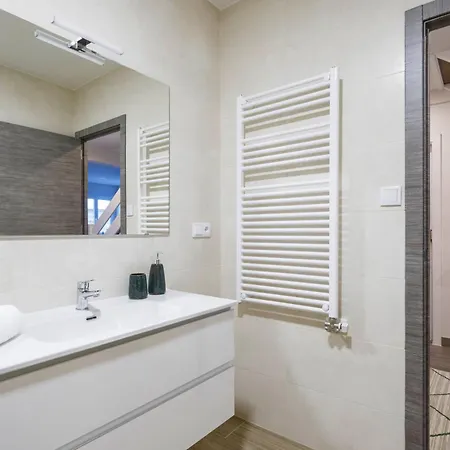 شقة Precioso Duplex A Puertas Del Centro Historico By Prishomes بونتيفيذرا