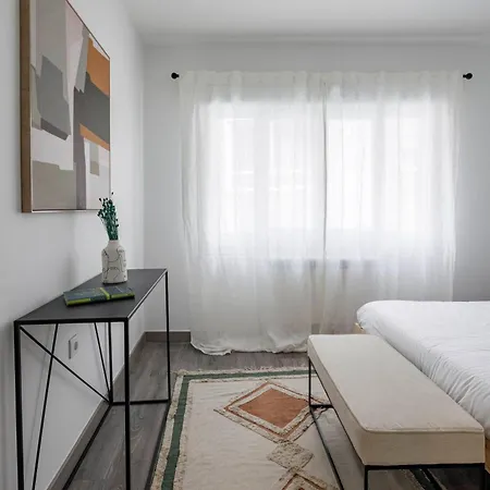 Precioso Duplex A Puertas Del Centro Historico By Prishomes بونتيفيذرا